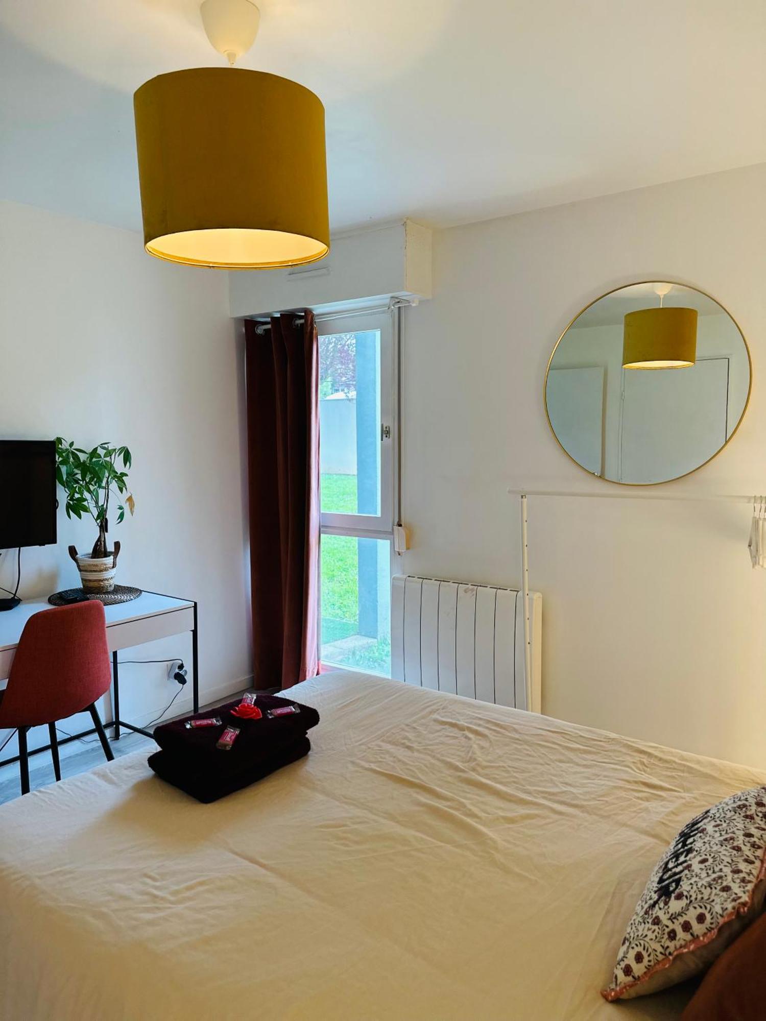 Appartement Chez Jade - Spa, Gare Et Centre Rennes